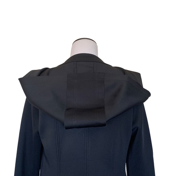 Lu & Lu black waist belted jacket. - Picture 11 of 16